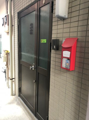 【玄関】 | 貝平ビル２F3F | シンプルで使いやすい玄関です