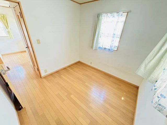 垂水区泉が丘　中古戸建の洋室