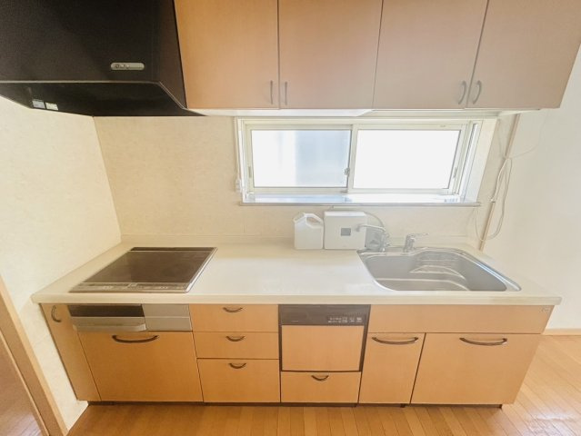 垂水区泉が丘　中古戸建のキッチン