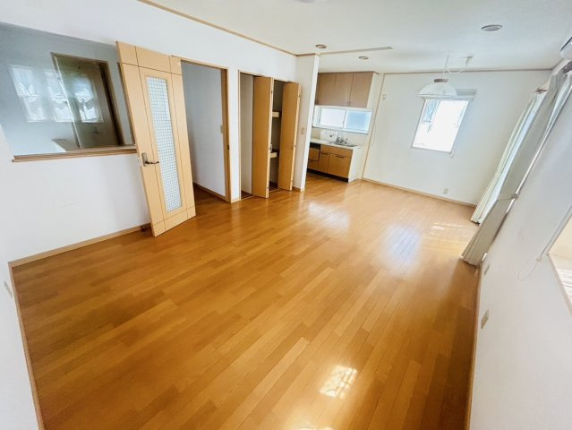 垂水区泉が丘　中古戸建の居間・リビング