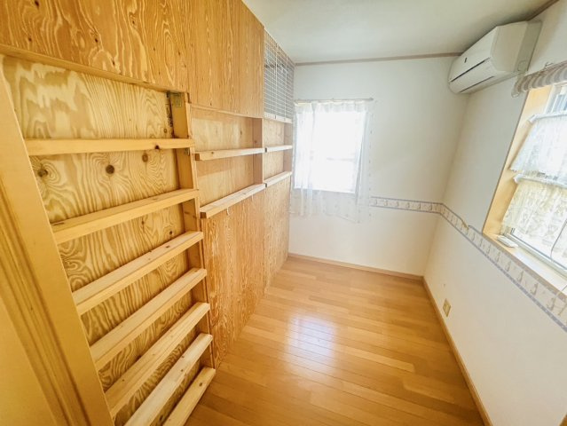 垂水区泉が丘　中古戸建の洋室