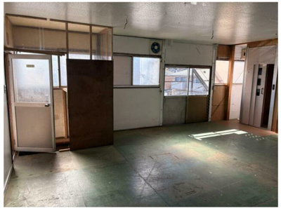 【洋室】 | 勝田町貸工場