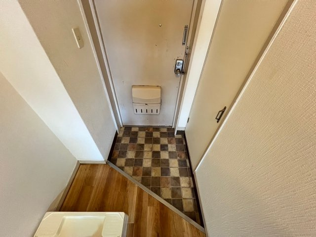 リバーハイツ納屋橋の玄関|リバーハイツ納屋橋