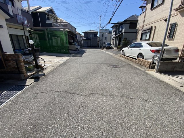 神戸市西区玉津町今津戸建の前面道路含む現地写真