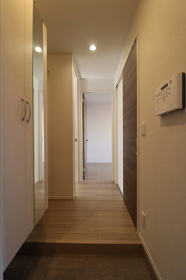 【玄関】 | プレジオあくら　C棟