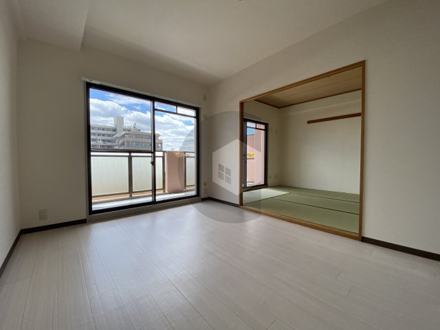 イーストヒル長田の居間・リビング