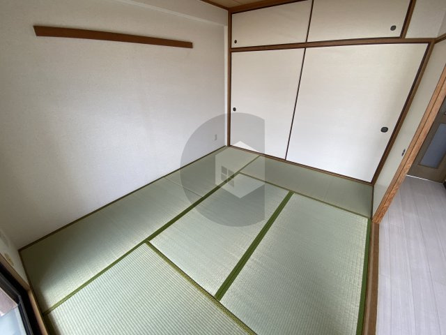 イーストヒル長田の和室