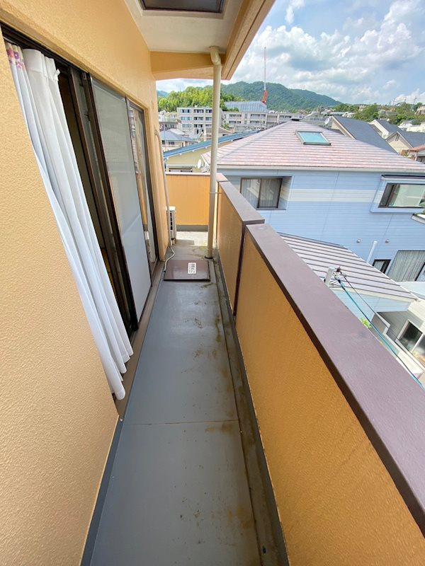 東芦屋マンションのバルコニー