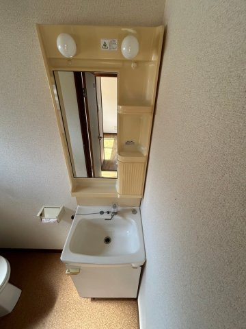 太田平屋一戸建貸家の洗面所