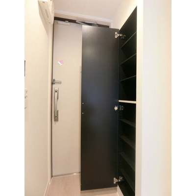 【玄関】 | リブリ・FALCON