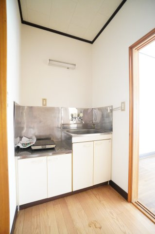 【キッチン】 | アビオンコリーヌ