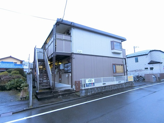 シティハイムイーストのエントランス