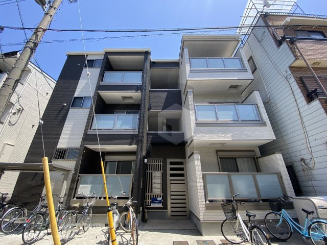 F asesia近大前の外観