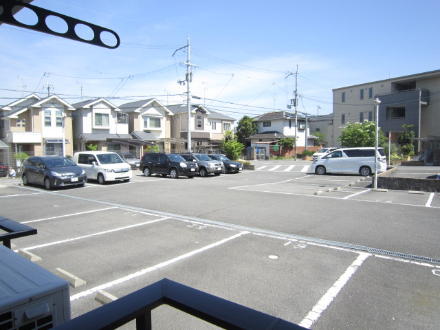 多蔵CourtⅠの駐車場
