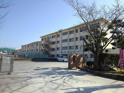 【周辺】 | オリーブ | 明星中学校まで1080m