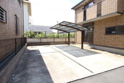 【駐車場】 | Ｄｅａｒｃｏｕｒｔ　Ｓｑｕａｒｅ　