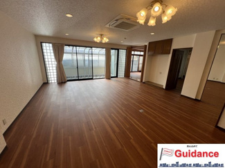 【居間・リビング】 | ユニゾン堂ヶ芝