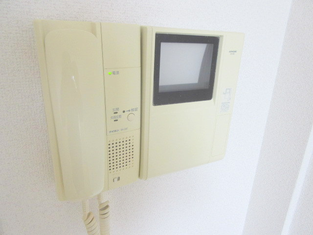 リーヴァ・ロッシュのセキュリティ|安心のTVモニタ付インタホン