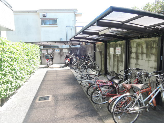 リーヴァ・ロッシュのその他共用部分|敷地内駐輪場