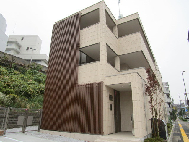 Ｆパーク三ツ沢のロビー|築浅２０２０．１１完成　耐震耐火旭化成へーベルメゾン