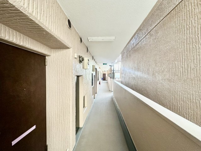 ヴェルドミール支倉のその他共用部分|住戸階廊下