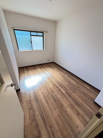 グリーンマンションの寝室