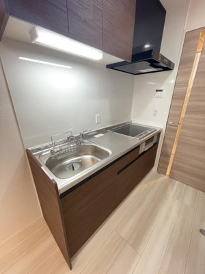 【キッチン】 | カーサ・エテルノ西津田B