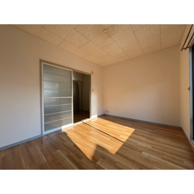 【洋室】 | ビーライン春日