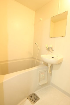 【浴室】 | アーシャーハウス B