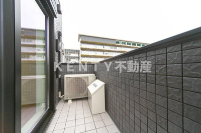 【バルコニー】 | ＨＩＬＬ　ＴＯＰ　ＲＥＳＩＤＥＮＣＥ　ＯＳＡＫＩ | 陽当たり良好なバルコニーです