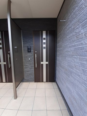 【エントランス】 | ゼロツー壱番館