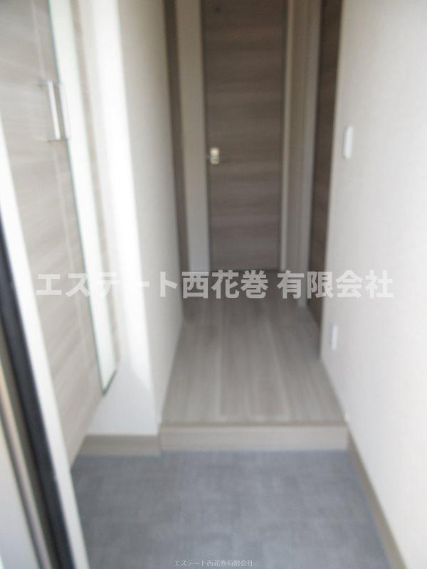 SKY　BLUE本館Aの玄関