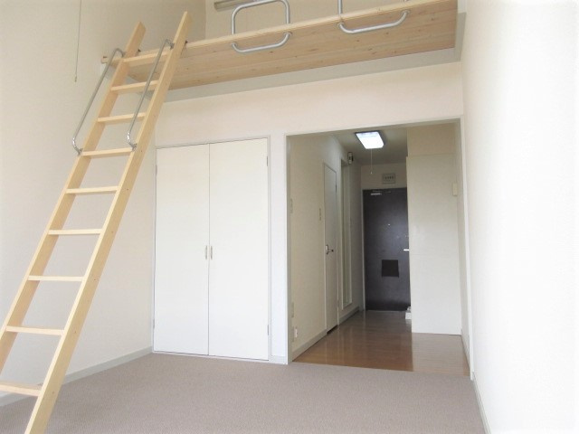 【洋室】 | ルーチェ菅原