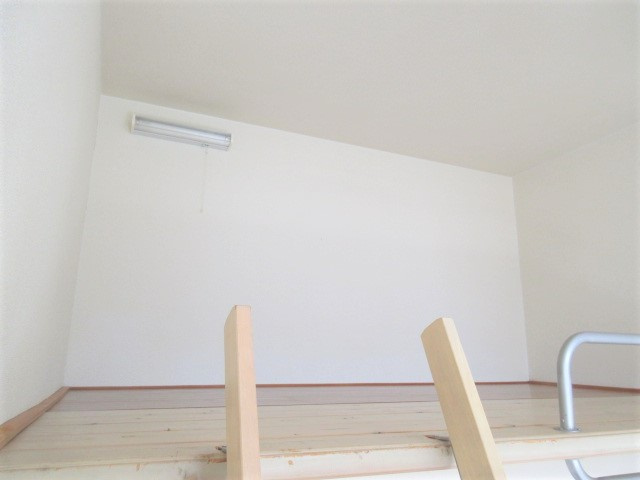 【洋室】 | ルーチェ菅原