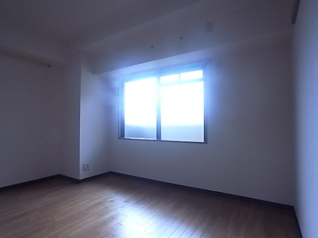 神戸市兵庫区浜崎通の賃貸マンション