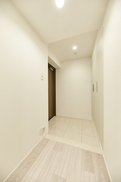 パークアクシス東日本橋の玄関|※写真は同タイプ住戸です。