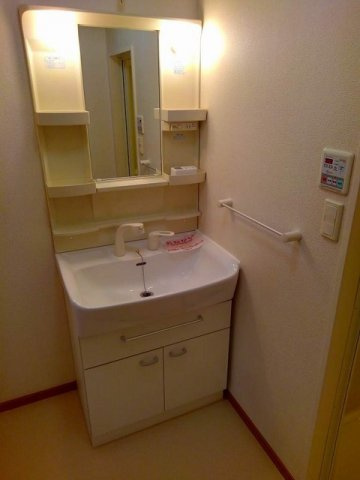 マ－ベラス新知台　Ｂ棟の洗面所