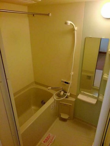マ－ベラス新知台　Ｂ棟の浴室