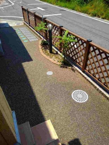 マ－ベラス新知台　Ｂ棟のエントランス