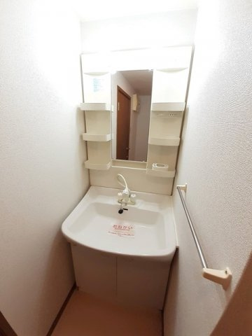 ヴェルテソレーユ　Ｂの洗面所