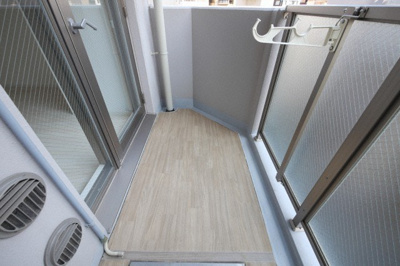 【バルコニー】 | エスリード阿波座ラグジェ | お洗濯にも便利なバルコニー付き