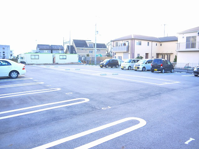 ソレイユ前栽Bの駐車場|駐車スペースもあります