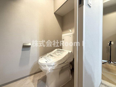 【トイレ】 | アーバネックス天満橋Front | 落ち着いた色調のトイレです