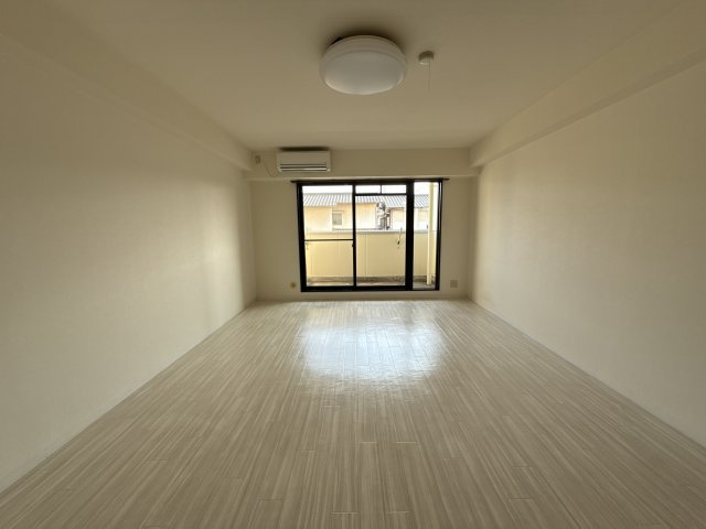 ヴィラ・ソレイユの寝室