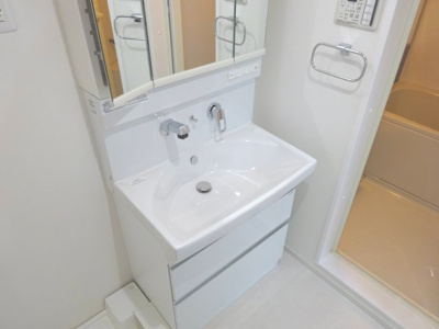 【独立洗面台】 | シュロスフォンツヴァイ