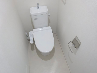 【トイレ】 | シュロスフォンツヴァイ