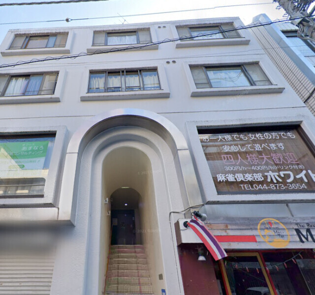 鶴田第一ビルの外観