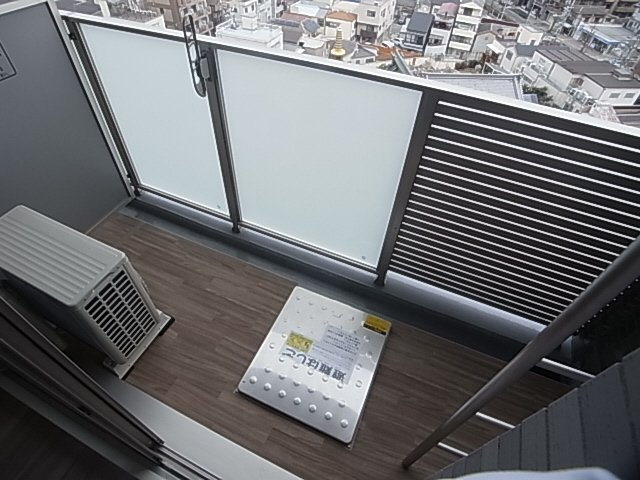 神戸市兵庫区羽坂通２丁目の賃貸マンションのバルコニー