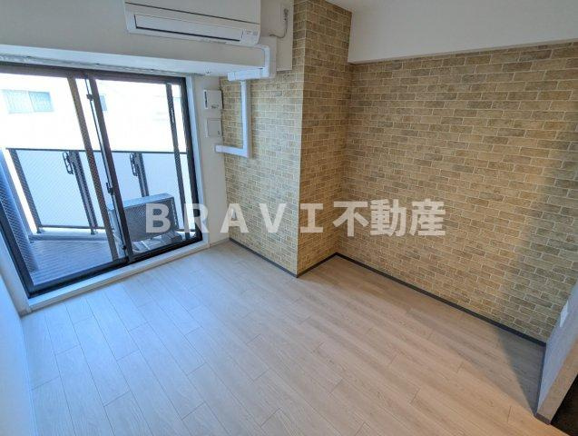 ファーストフィオーレ谷町六丁目フェリシア BRAVI不動産の居間・リビング