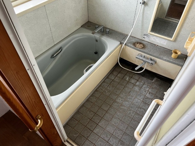 【浴室】